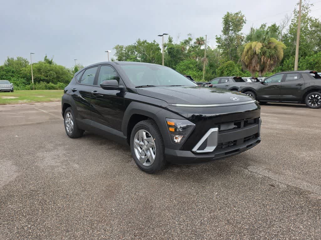 New 2027 Hyundai Kona SE FWD image 9