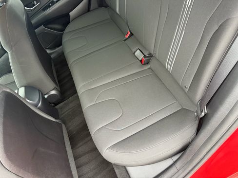 Used 2021 Hyundai Elantra SEL image 53