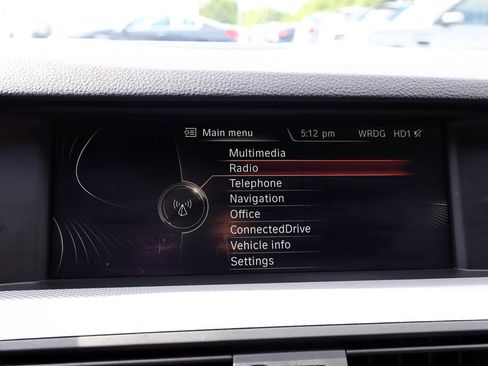 Used 2013 BMW 550i xDrive Sedan AWD/4WD image 23