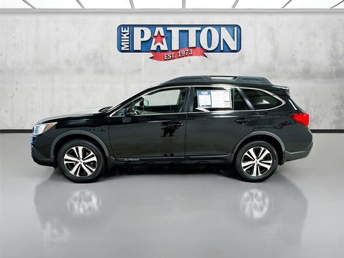 Used 2018 Subaru Outback 3.6R Limited image 4
