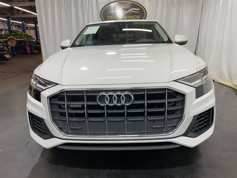 Used 2019 Audi Q8 Premium w/ Convenience Package AWD/4WD image 2