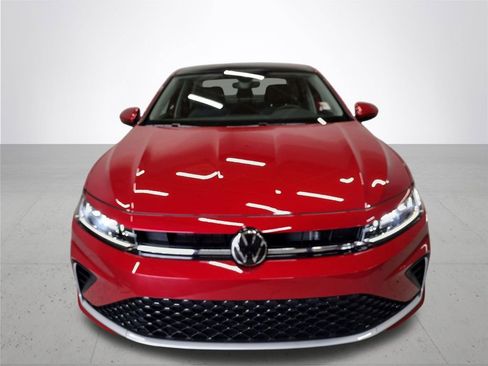New 2026 Volkswagen Jetta SE FWD image 3