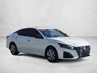 Certified 2025 Nissan Altima 2.5 S FWD video 3