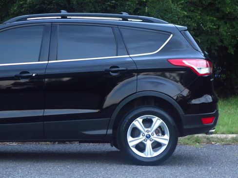 Used 2016 Ford Escape SE w/ Equipment Group 201A FWD image 24