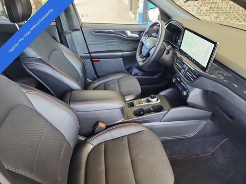 Used 2023 Ford Escape ST-Line w/ Tech Pack #1 FWD image 13