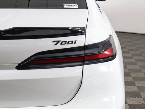 Used 2023 BMW 760i xDrive w/ Parking Assistance Package image 19