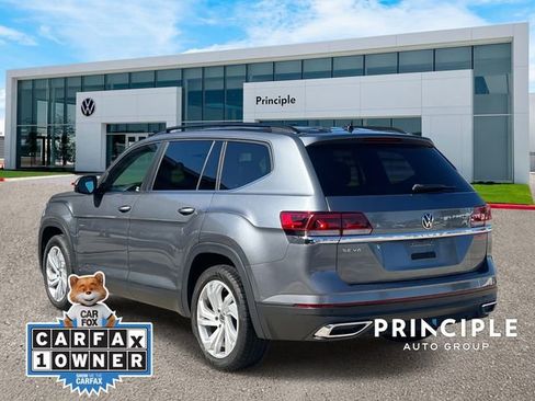 Certified 2021 Volkswagen Atlas SE image 5