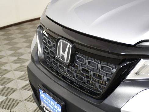 Used 2021 Honda Passport Touring image 11