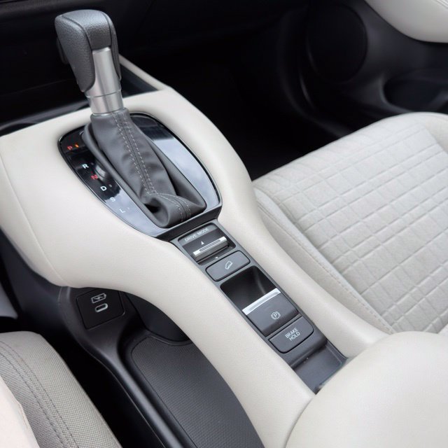 Certified 2024 Honda HR-V LX image 22