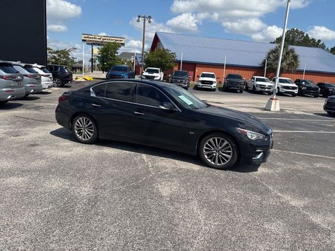 Used 2020 INFINITI Q50 Luxe RWD image 2