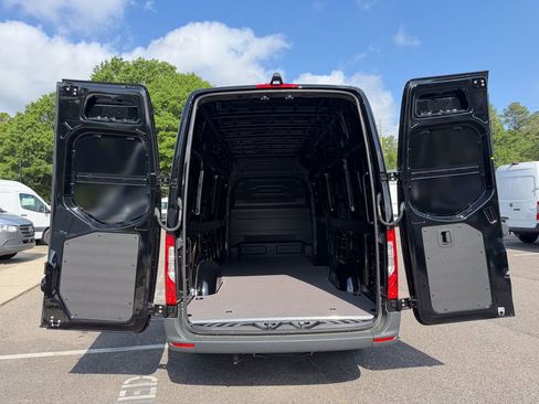 New 2026 Mercedes-Benz Sprinter 2500 image 24