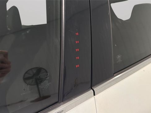 Used 2023 Ford Escape SE w/ PHEV Premium Package FWD image 29
