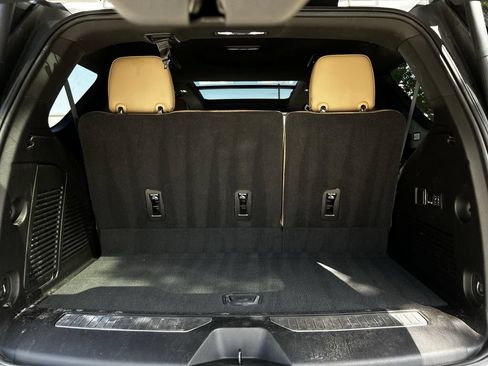 Used 2023 Chevrolet Tahoe Premier RWD image 35