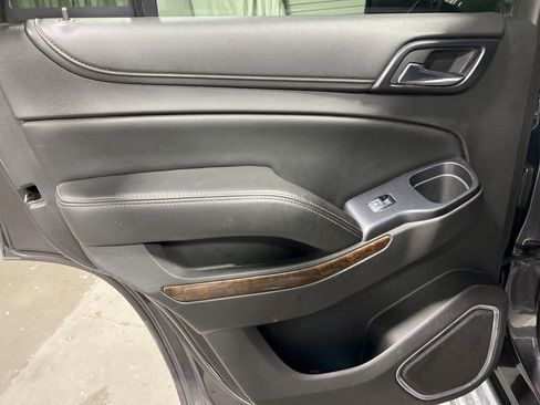Used 2015 Chevrolet Tahoe LT image 17