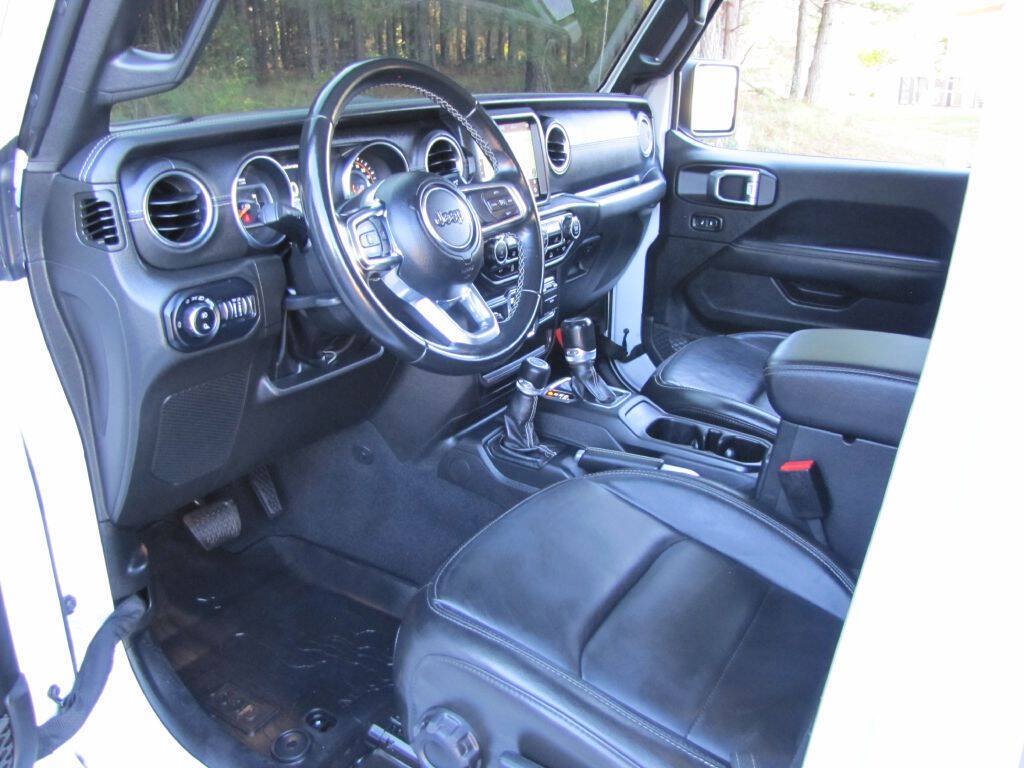 Used 2022 Jeep Gladiator Overland w/ Popular Equipment Package AWD/4WD image 13