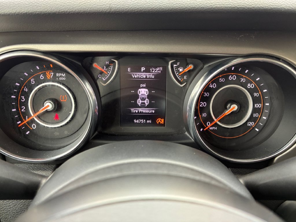 Used 2019 Jeep Wrangler Sport AWD/4WD image 5
