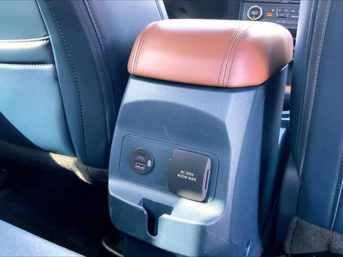 Certified 2022 Ford Maverick Lariat FWD image 34