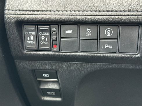 Used 2021 Honda Odyssey Elite image 32