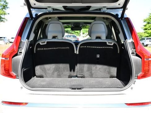 Used 2024 Volvo XC90 B6 Ultimate w/ Lounge Package AWD/4WD image 30