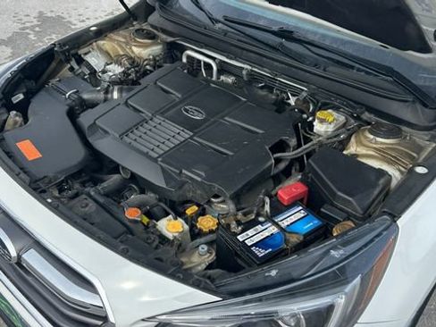 Used 2018 Subaru Outback 3.6R Touring image 56