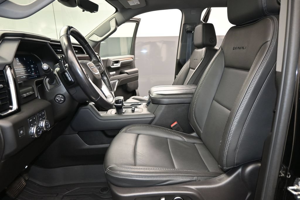 Used 2024 GMC Sierra 1500 Denali AWD/4WD image 9
