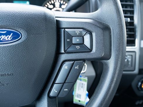 Used 2019 Ford F150 XLT image 8