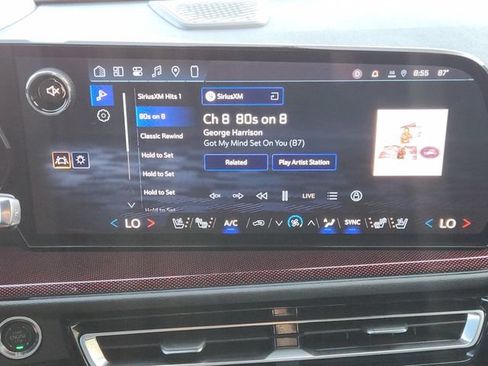 Used 2026 Chevrolet Traverse RS w/ LPO, Floor Liner Package FWD image 6