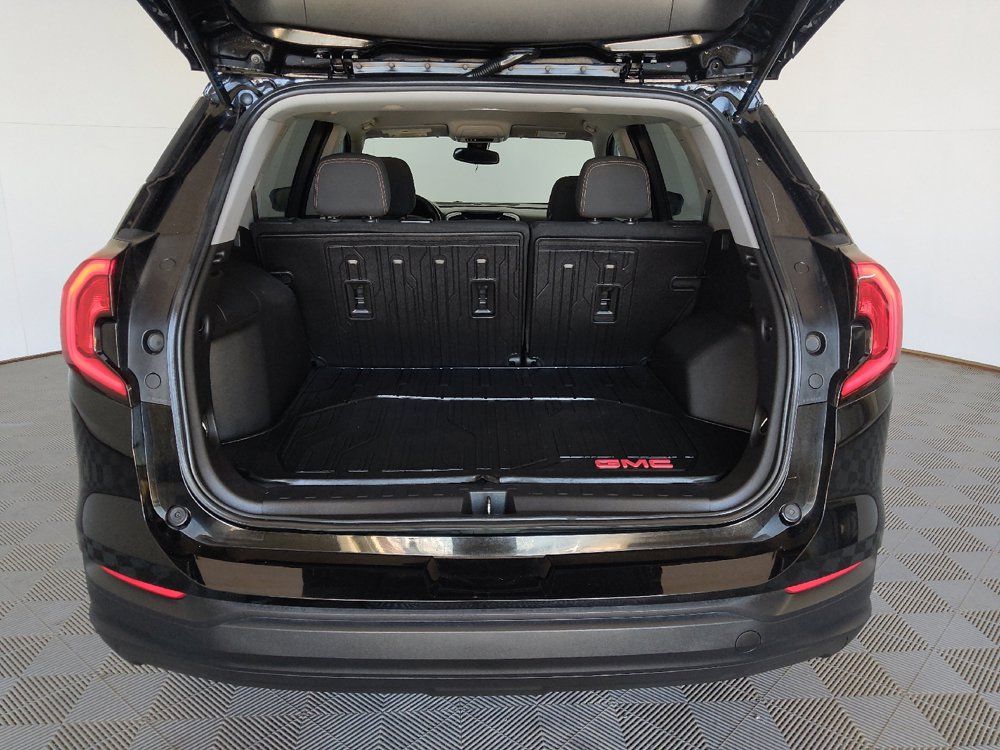 Used 2021 GMC Terrain SLE w/ Driver Convenience Package FWD image 29