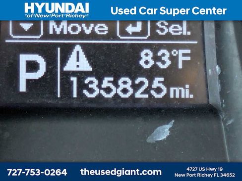 Used 2016 Hyundai Santa Fe Sport w/ Option Group 02 FWD image 34