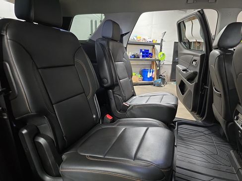 Certified 2019 Chevrolet Traverse LT AWD/4WD image 11