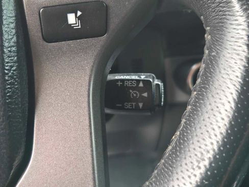 Used 2017 Toyota Tacoma TRD Off-Road image 33