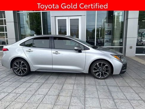 Certified 2022 Toyota Corolla SE FWD image 4