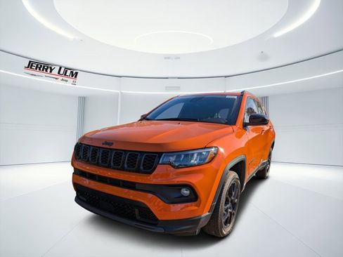 New 2026 Jeep Compass Latitude image 6