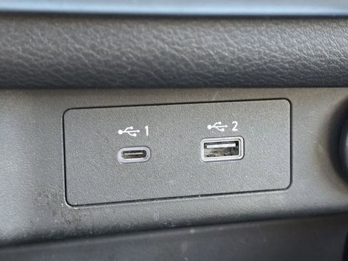 Used 2023 Nissan Rogue SL w/ SL Premium Package image 8