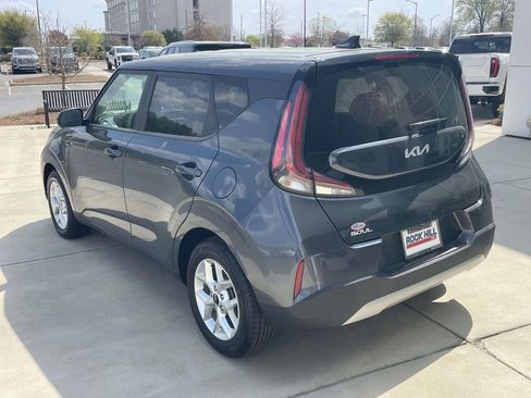 Used 2023 Kia Soul LX w/ Option Group 015 image 8