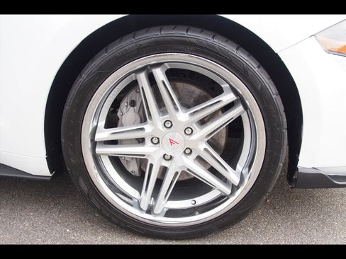 Used 2021 Ford Mustang GT Premium w/ Equipment Group 401A image 10