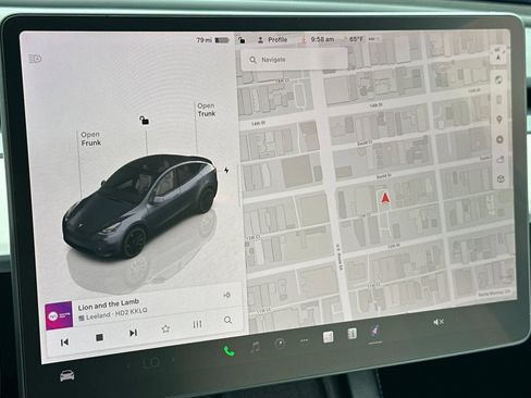 Used 2023 Tesla Model Y Performance AWD/4WD image 20