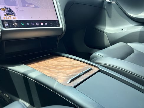 Used 2020 Tesla Model S Long Range AWD/4WD image 55