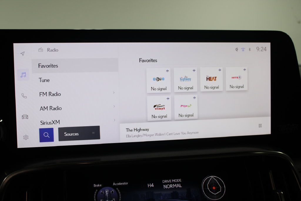 Used 2024 Lexus LX 600 4WD w/ Luxury Package image 50