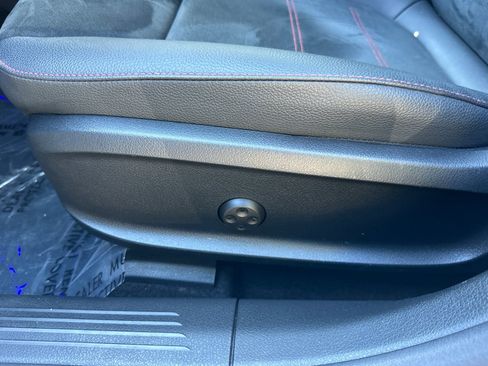 Used 2024 Mercedes-Benz CLA 250 image 15