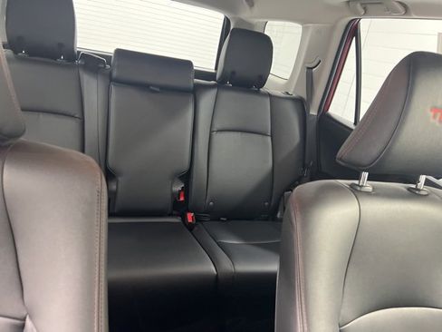 Used 2024 Toyota 4Runner TRD Off-Road Premium image 27