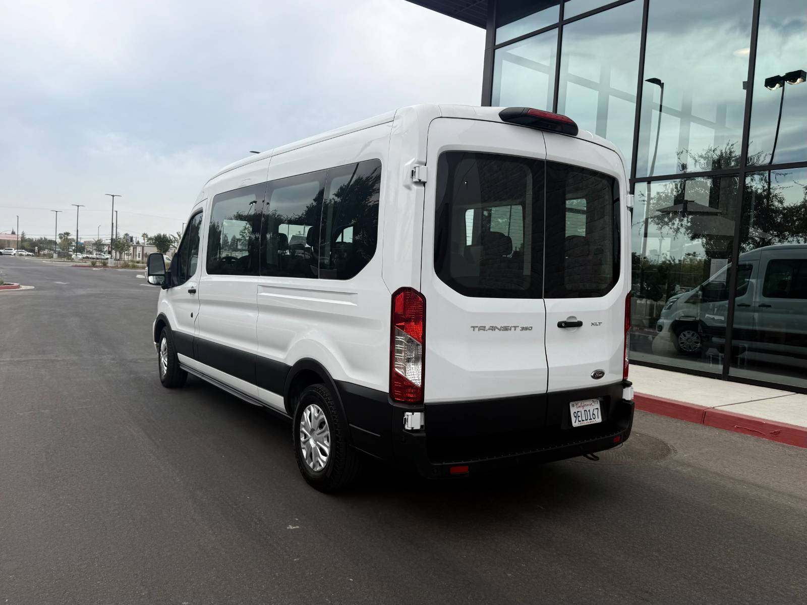 Used 2023 Ford Transit 350 XLT RWD image 9