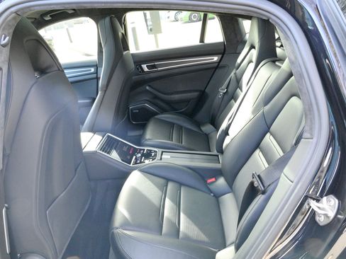 Used 2019 Porsche Panamera GTS image 36