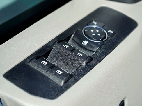 Used 2017 Ford F250 XLT image 16