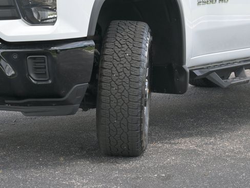 Used 2025 Chevrolet Silverado 2500 Custom w/ Custom Value Package AWD/4WD image 34