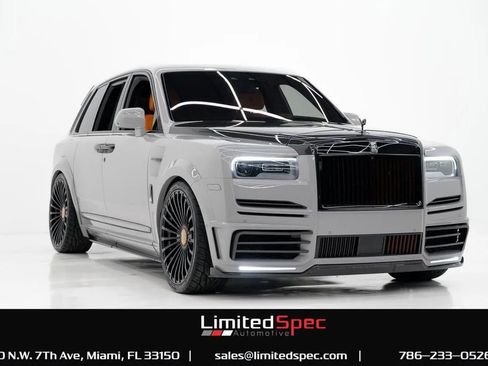 Used 2023 Rolls-Royce Cullinan Black Badge w/ Driver's Package AWD/4WD image 2