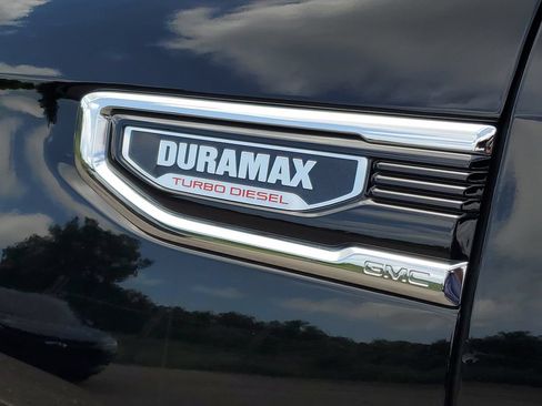 Used 2024 GMC Sierra 1500 SLT w/ SLT Premium Plus Package AWD/4WD image 37