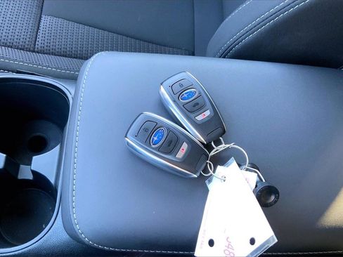 Certified 2025 Subaru Outback Premium image 34