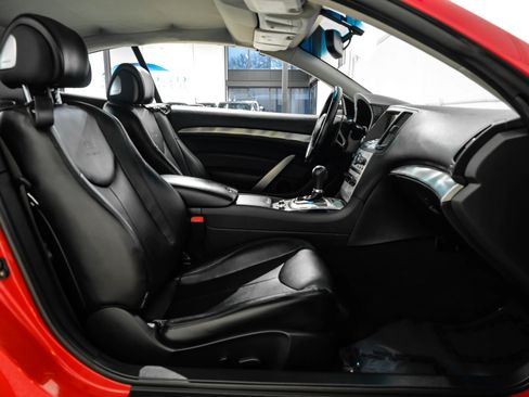 Used 2011 INFINITI G37 Sport w/ Premium Pkg image 34