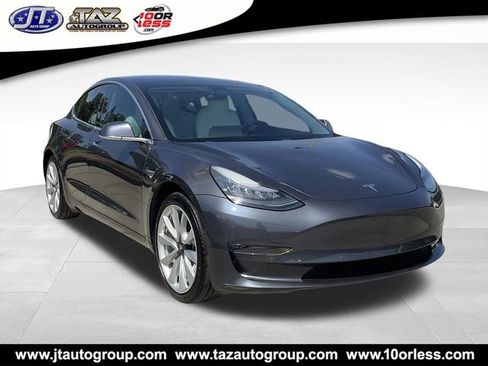 Used 2018 Tesla Model 3 Mid Range RWD image 1